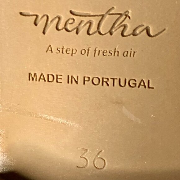 Mentha Tri-color Slip-On Leather Shoes, Size 36 EU (Size 6 US) - Picture 8 of 8